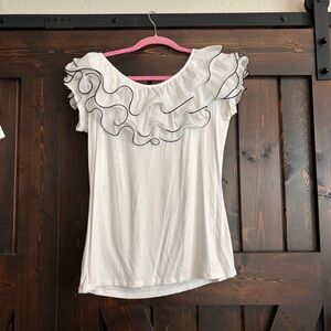 Stera Chic White Ruffle Blouse Medium